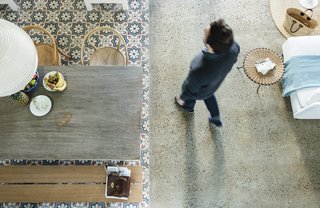 A Careful Renovation Brings New Life to a Family’s Heritage Home on the Spanish Coast - Photo 8 of 15 -
