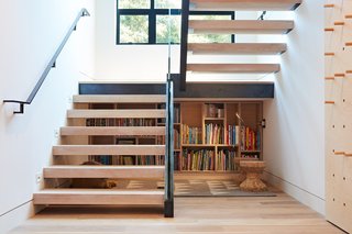 Thoughtful Design Details Warm Up a Modern Family Home in Northern California - Photo 4 of 8 -