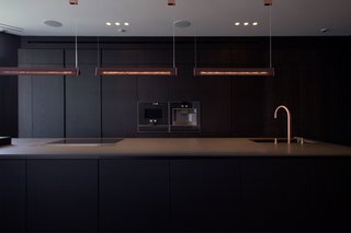 A Family's Kiev Apartment Is Filled With Copper, Marble, and a Sophisticated Palette - Photo 4 of 12 -