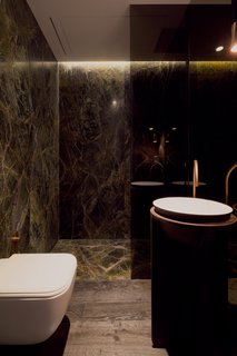 A Family's Kiev Apartment Is Filled With Copper, Marble, and a Sophisticated Palette - Photo 11 of 12 -