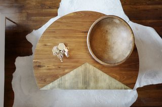 A Design Duo's 19th-Century Brooklyn Townhouse Is Filled With Art They Love - Photo 5 of 15 -