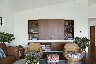A Silver Lake Home Built in 1939 Is Renovated From Top to Bottom - Photo 4 of 22 -