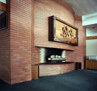 Without a Buyer, This Frank Lloyd Wright Building Will Be Destroyed in 3 Days - Photo 1 of 6 -