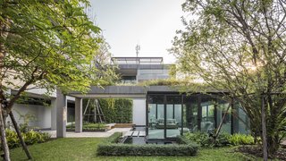 Top 5 Homes of the Week With Bewitching Backyards - Photo 5 of 5 -