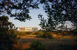 Ryall deftly integrated the home into its natural setting.