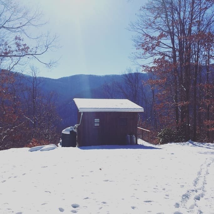 Photo 6 of 12 in Pisgah Highlands Cabin by Haley Gottfried Dwell