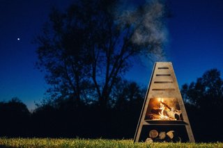 Gather Around These 7 Modern Fire Pit Designs - Photo 1 of 7 -