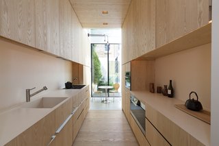 A Stunning Townhouse For Sale in a Historic London Neighborhood - Photo 4 of 11 -