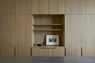A Once-Derelict London House Restored With Modern Elegance - Photo 9 of 10 -