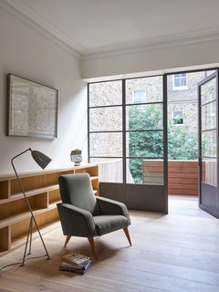 A Once-Derelict London House Restored With Modern Elegance - Photo 2 of 10 -