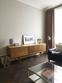 A Once-Derelict London House Restored With Modern Elegance - Photo 6 of 10 -