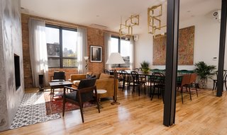 A New Chicago Bed-and-Breakfast Occupies a Former Publishing House - Photo 4 of 6 -