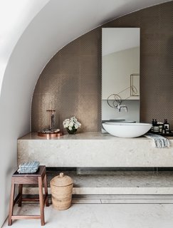 A Bondi Beach Penthouse Designed For Barefoot Luxury - Photo 5 of 8 -