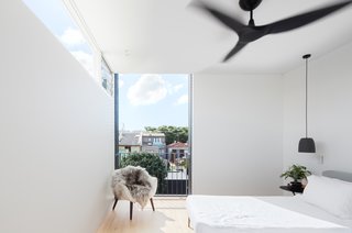 A Streamlined Addition Revives a Gloomy Victorian in Sydney - Photo 8 of 8 -