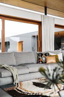 The Surrounding Countryside Inspires a Family Home in Australia's Adelaide Hills - Photo 2 of 10 -