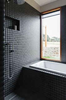 The Surrounding Countryside Inspires a Family Home in Australia's Adelaide Hills - Photo 8 of 10 -