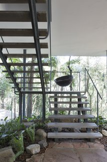 Modern Master Lina Bo Bardi's Bowl Chair Makes a Comeback - Photo 9 of 10 -