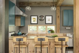 A Maine Farmhouse Built With Salvaged Materials - Photo 4 of 10 -