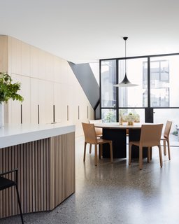 Soak In the Greatness of This Gorgeous Melbourne Addition - Photo 4 of 11 -