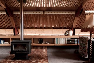 Hand-Built by a Famed Queensland Architect, This Unique Abode Asks $228K - Photo 8 of 11 -
