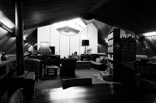 Hand-Built by a Famed Queensland Architect, This Unique Abode Asks $228K - Photo 9 of 11 -