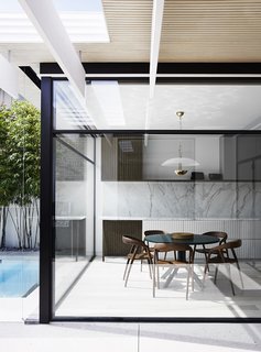 A Melbourne Midcentury Gets a Palm Springs-Inspired Revival - Photo 5 of 12 -