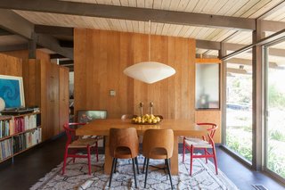 Hole Up in This Quintessential Midcentury Modern Rental in Hollywood - Photo 1 of 12 -