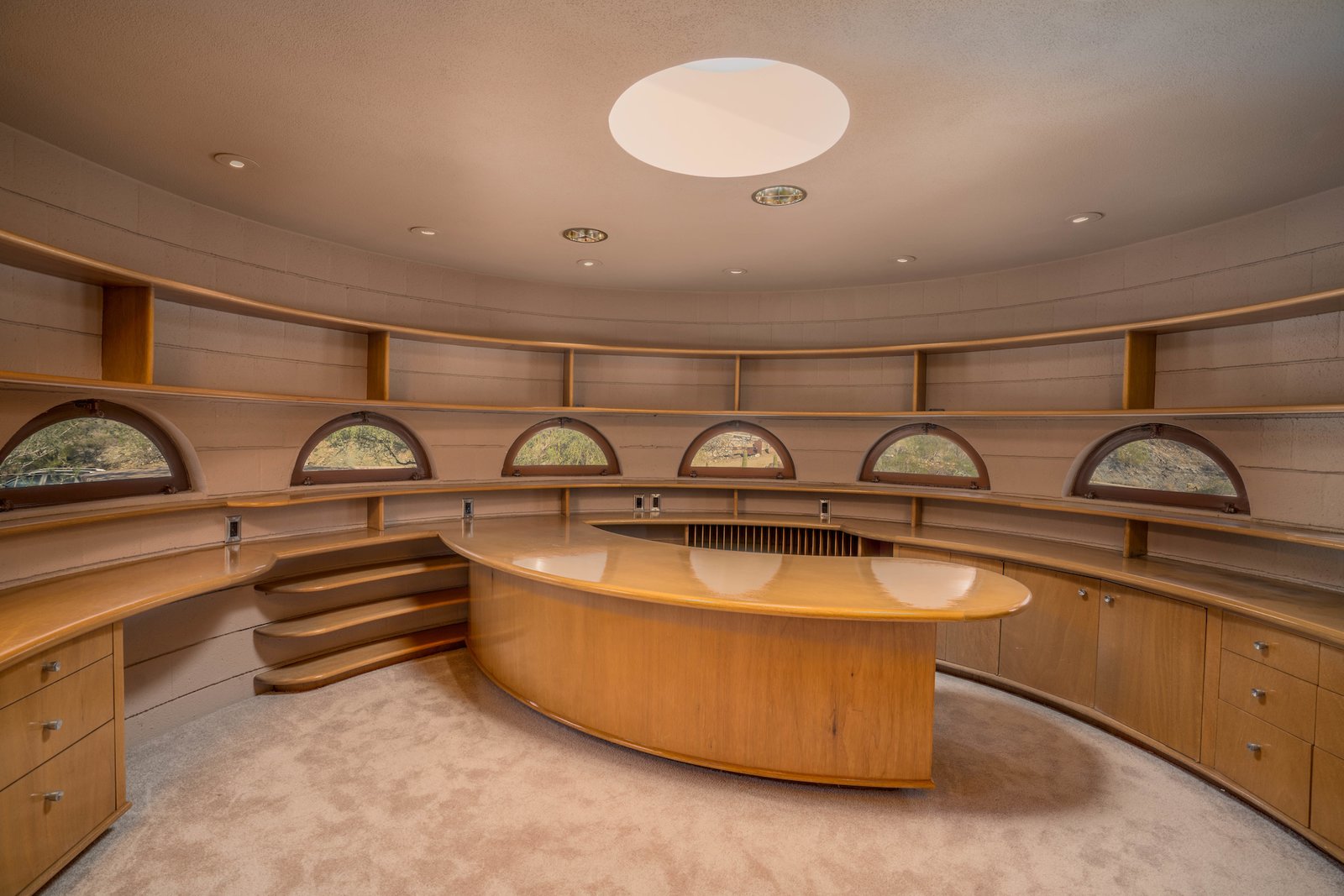 Photo 10 of 15 in The Last House Designed by Frank Lloyd Wright Is ...