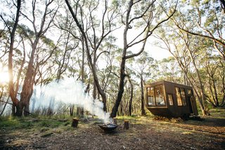 The setting for the CABN is rife with walking trails and beautiful natural scenery, making it the ideal place for a digital detox. Copious windows connect the tiny home's interior to the peaceful surroundings.