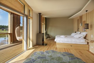 Harmonizing With Nature, These Eco-Huts Offer Respite in the Heart of France - Photo 7 of 10 -