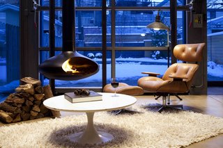 A Steel-and-Glass Addition With a Giant Hangar Door Maximizes Indoor/Outdoor Living - Photo 9 of 9 -