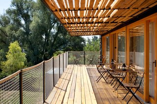 A Mobile Boutique Hotel For the Modern Traveler Made From Shipping Containers - Photo 5 of 14 -