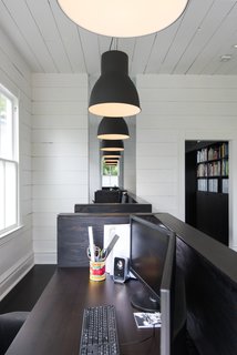 A Victorian Cottage in Houston Finds New Life as a Local Firm's Office - Photo 7 of 13 -