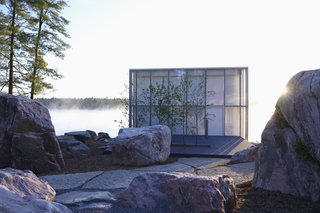 This Mesmerizing Glass House Is Also a Photographer's Lakeside Studio - Photo 11 of 13 -