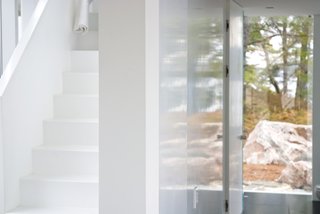 This Mesmerizing Glass House Is Also a Photographer's Lakeside Studio - Photo 4 of 13 -