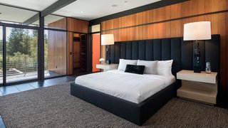 An Award-Winning Midcentury Residence in Los Angeles County Asks $3.9M - Photo 5 of 17 -