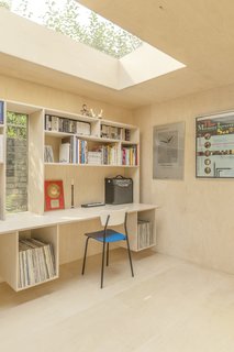 A London Couple's Backyard Studio Is Clad in Sustainable Cork - Photo 5 of 8 -