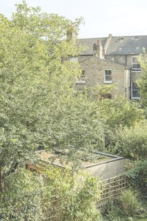 A London Couple's Backyard Studio Is Clad in Sustainable Cork - Photo 1 of 8 -