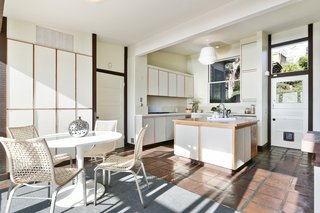 These 30 White Kitchens Are Anything But Ordinary - Photo 27 of 30 - This kitchen was renovated in the late 1970s and has been beautifully maintained since.