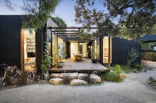 Dwell Community’s Top 20 Homes of 2017 - Photo 3 of 20 - Architect: Pleysier Perkins, Location: Merricks Beach, Victoria, Australia