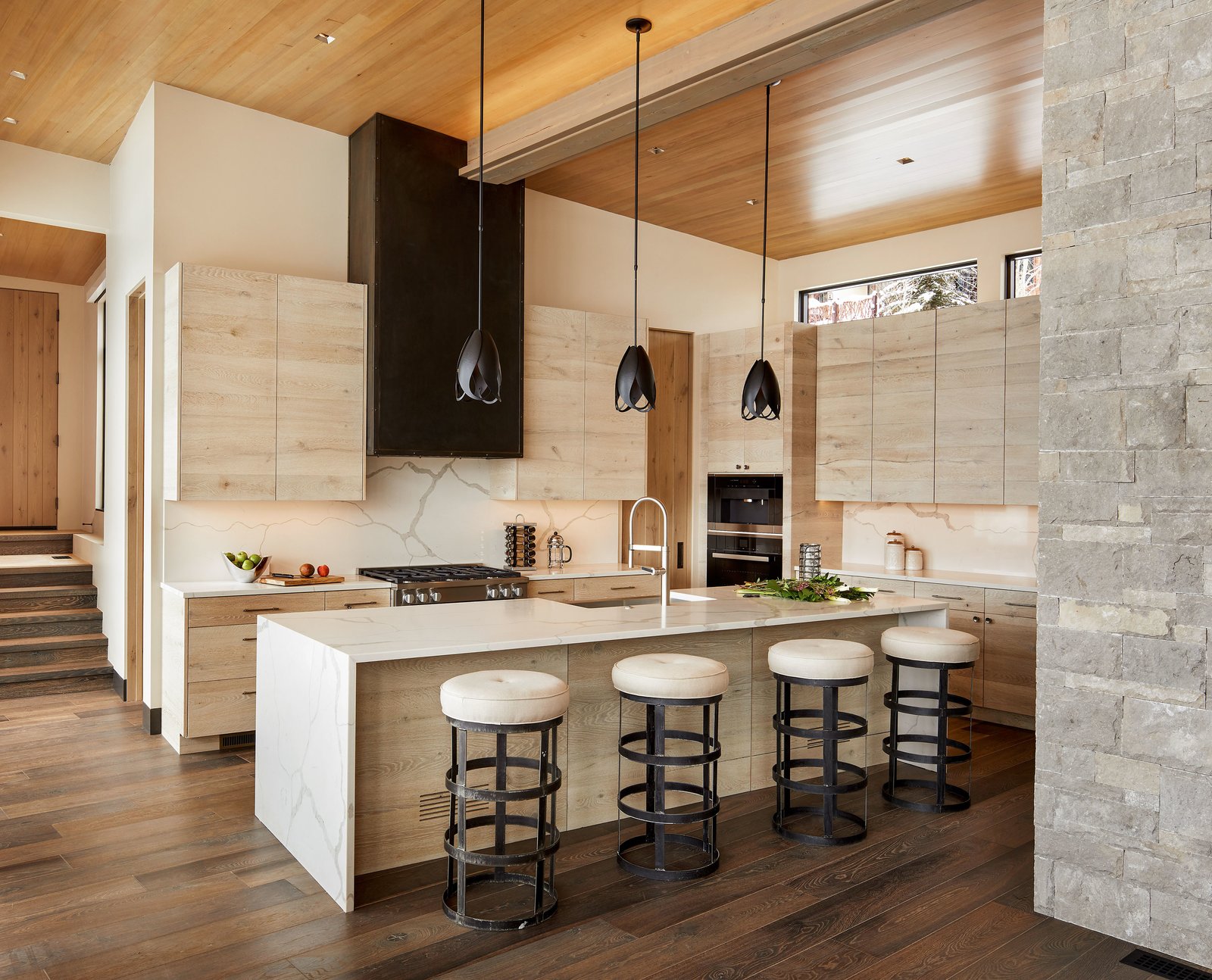 Photo 6 of 18 in Two Creeks by KA DesignWorks - Dwell