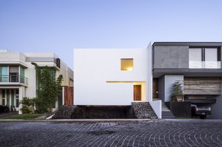 Follow Us to Japan, Australia, and Mexico to See Our Top 3 Homes of the Week - Photo 4 of 9 -