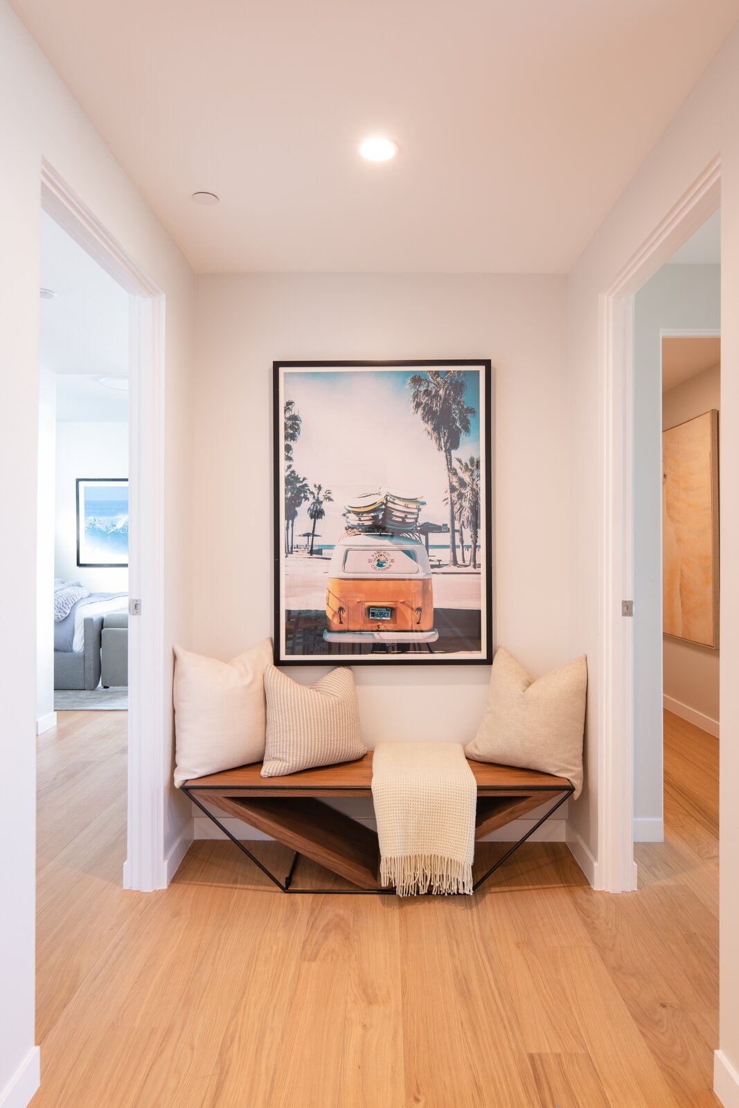 Picture of 928 Vintage Penthouse Lesbians Stock Photos - Dreamstime