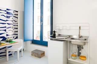 An Old Fisherman's House in Sicily Is Transformed Into 2 Apartments - Photo 8 of 12 -