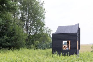Writers Work in Mobile Studios at This Incredible Residency in Massachusetts - Photo 11 of 12 -