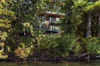 To maximize lake views, a back deck is cantilevered out 12 feet from the house. 