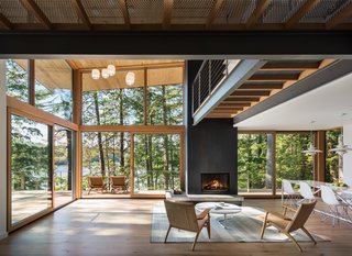 To bring the client’s idea of "experiential delight" to life, the architects created different visual experiences as you move throughout the house. "As you move through the house you feel different experiences," says Murdough. 