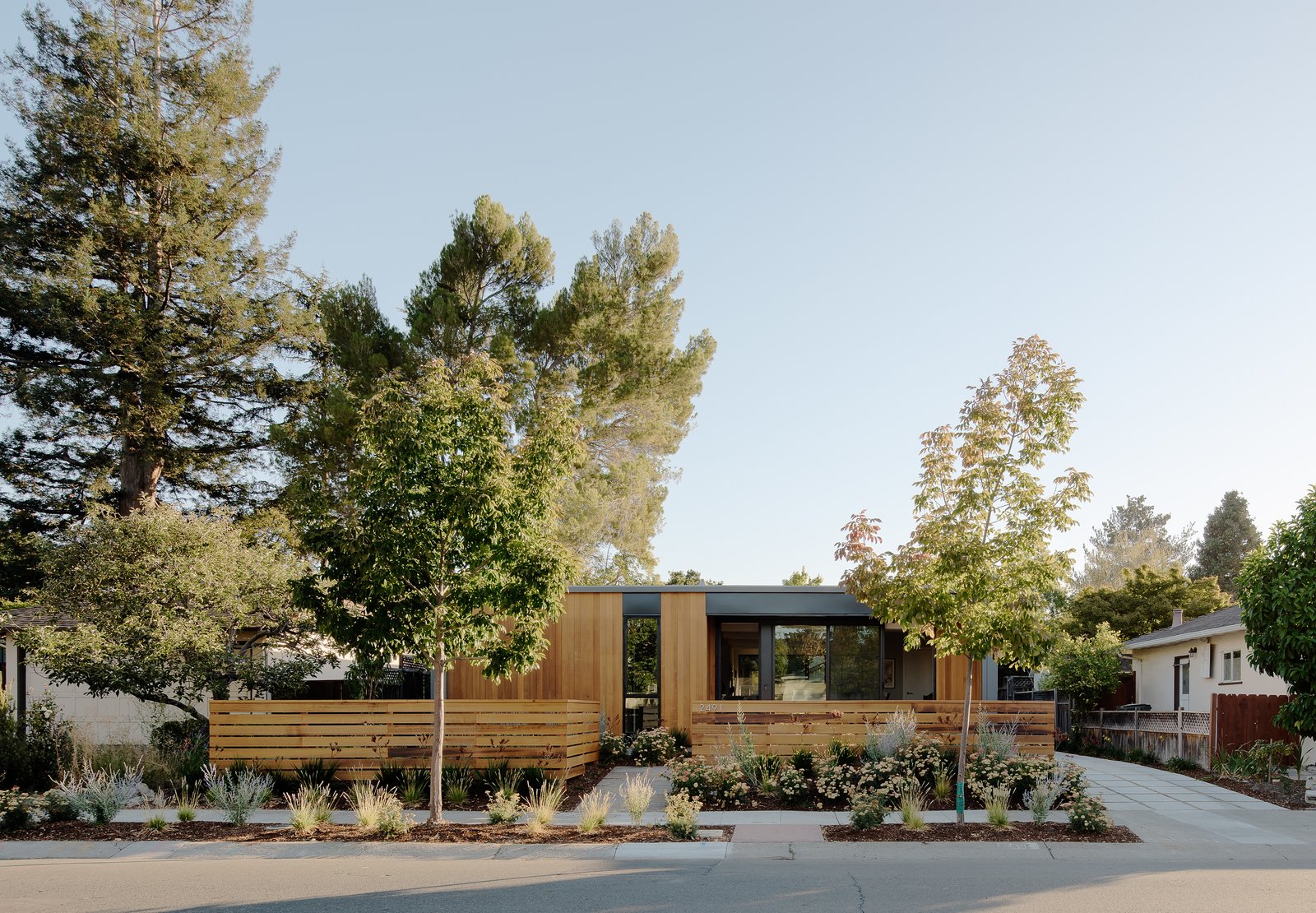 Palo Alto Connect 6 (6 Photos) Dwell