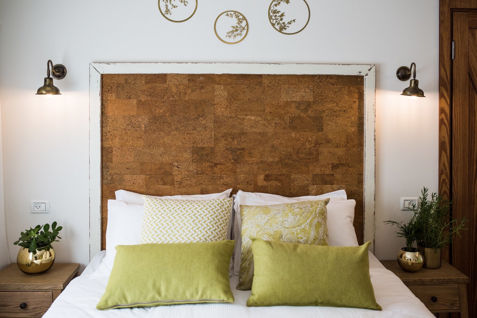Photo 6 Of 9 In A Crash Course On Cork The Eco Friendly Material The Headboard Is Made From Cork Board And Painted Wood Tagged Bedroom Bed