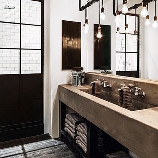7 Modern Celebrity Homes With Seriously Lust-Worthy Interiors - Photo 2 of 22 -